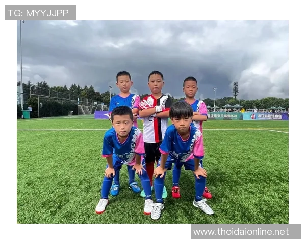 杭州足球队逆袭之路揭秘:从默默无闻到邀请赛冠军的传奇旅程