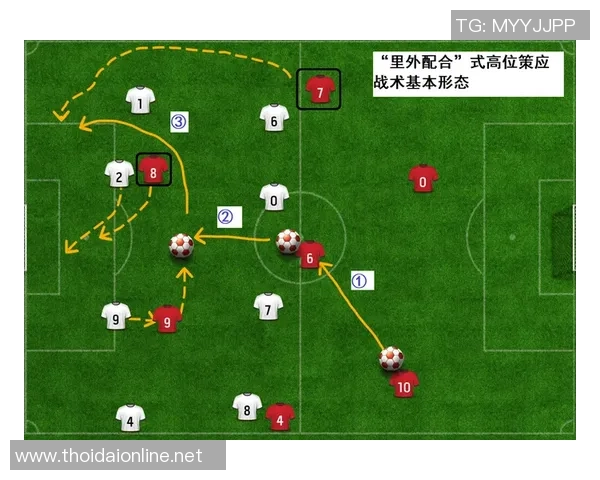 武汉足球队与北京足球队的较量分析与战术探讨